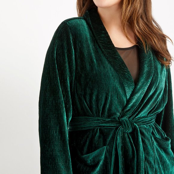 Eloquii Velvet Robe Blazer - Picture 2 of 4